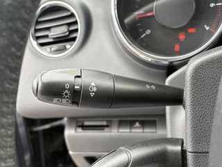 Peugeot 308 2009 - SW 1.6 VTi XT bild 12