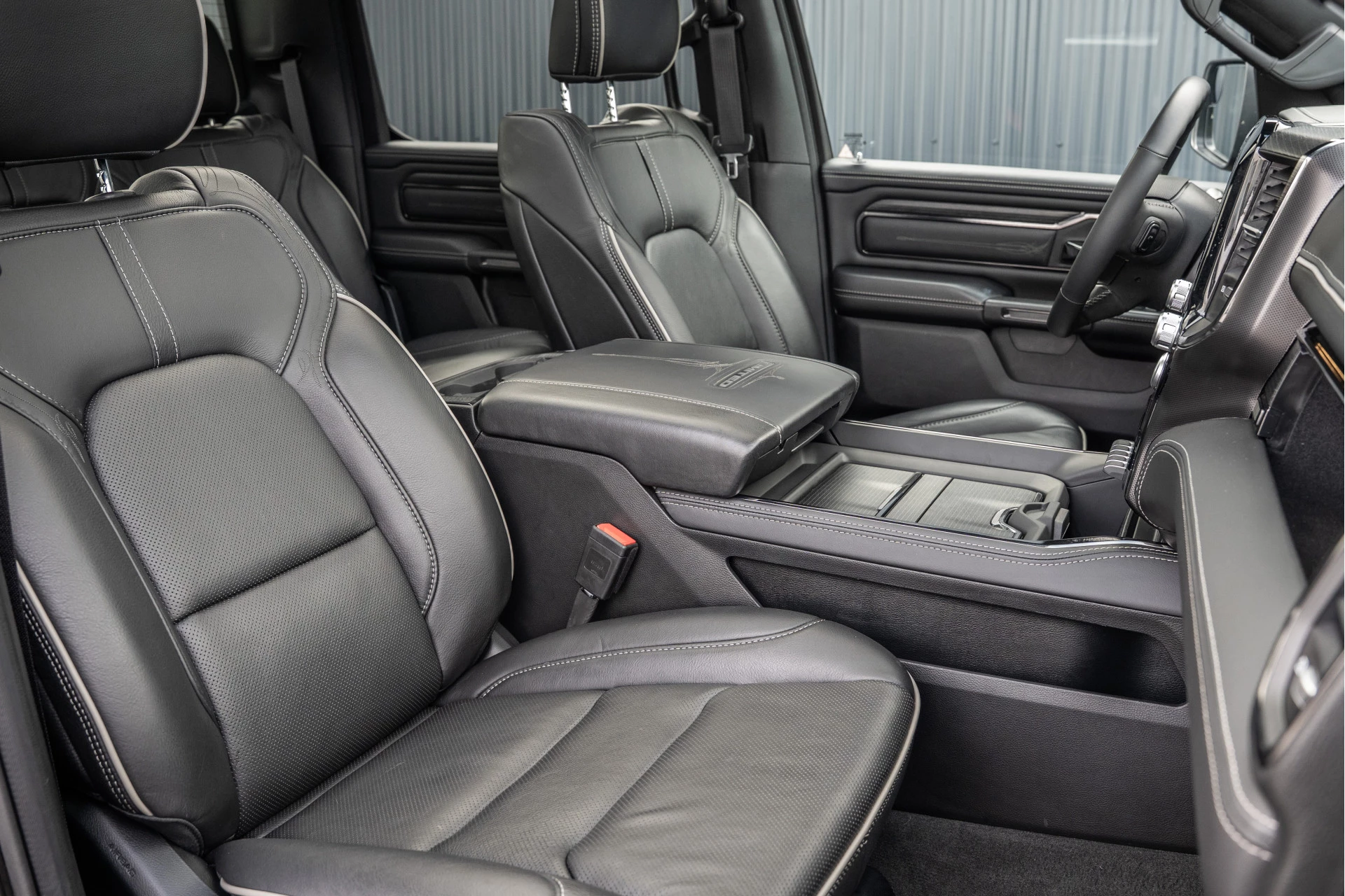 Dodge Ram 1500 2024 - 1500 LIMITED 5.7L V8 | 1e Eigenaar | Head up | Luchtvering | Rambox | Split Tailgate | Pano | Harman / Kardon zdjęcie 13