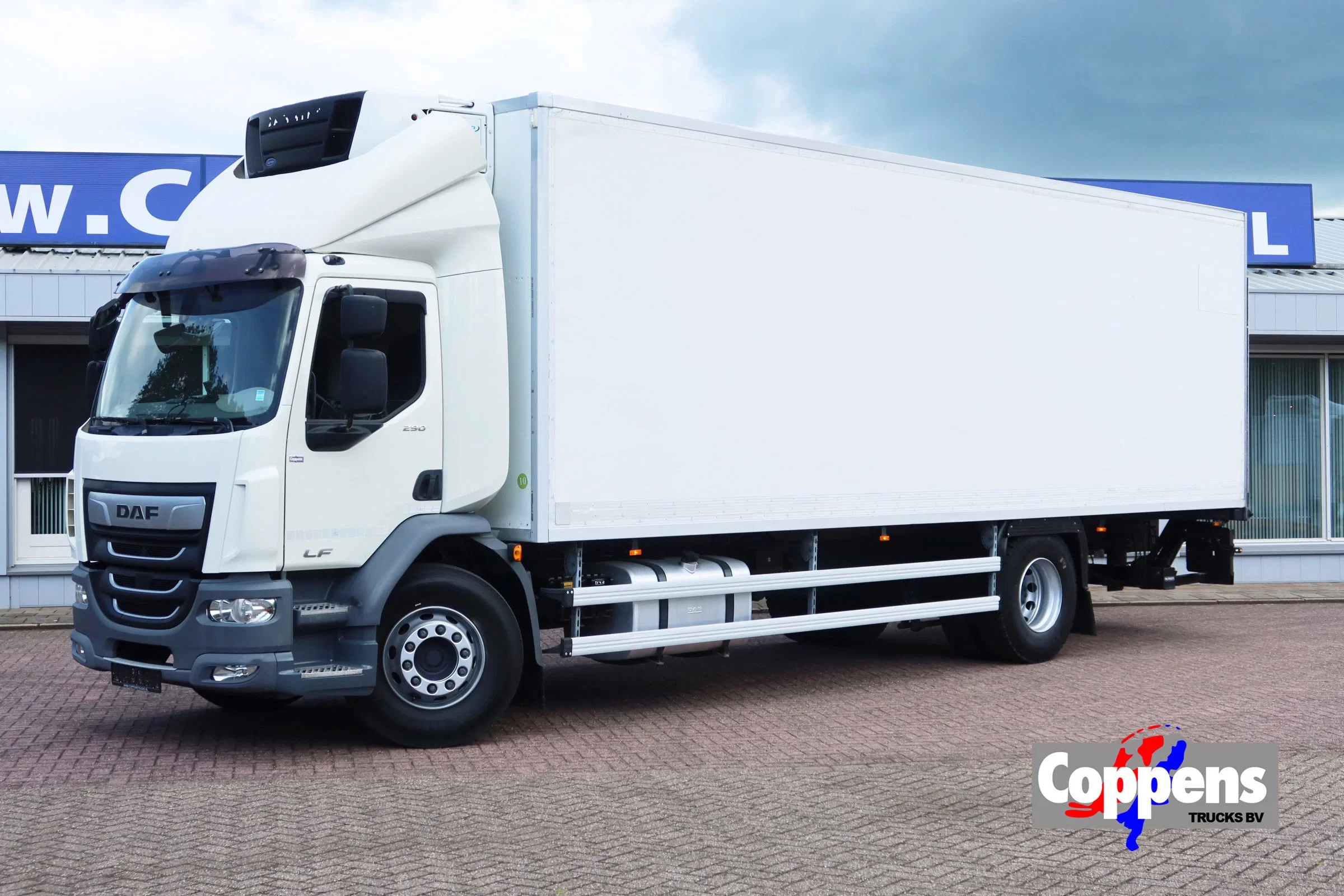 DAF LF 290 2020 - Koel/Vries Carrier + B.A.R. 2.000 kg Klep obrázek 1