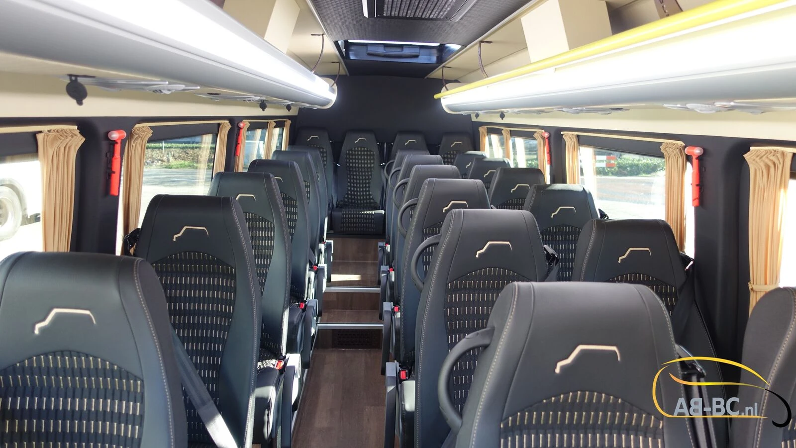 Mercedes-Benz Sprinter 2026 - NEW 519 CDI - 24 Seats EURO 6 zdjęcie 32