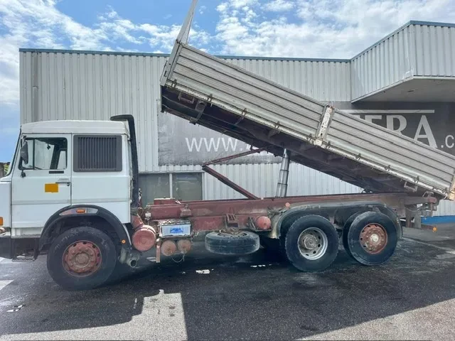 Iveco Turbostar 1989 - 190-38 , 6x2 , V8 Watercooling , 3 Way Tipper , Spring Suspension , Manual zdjęcie 10