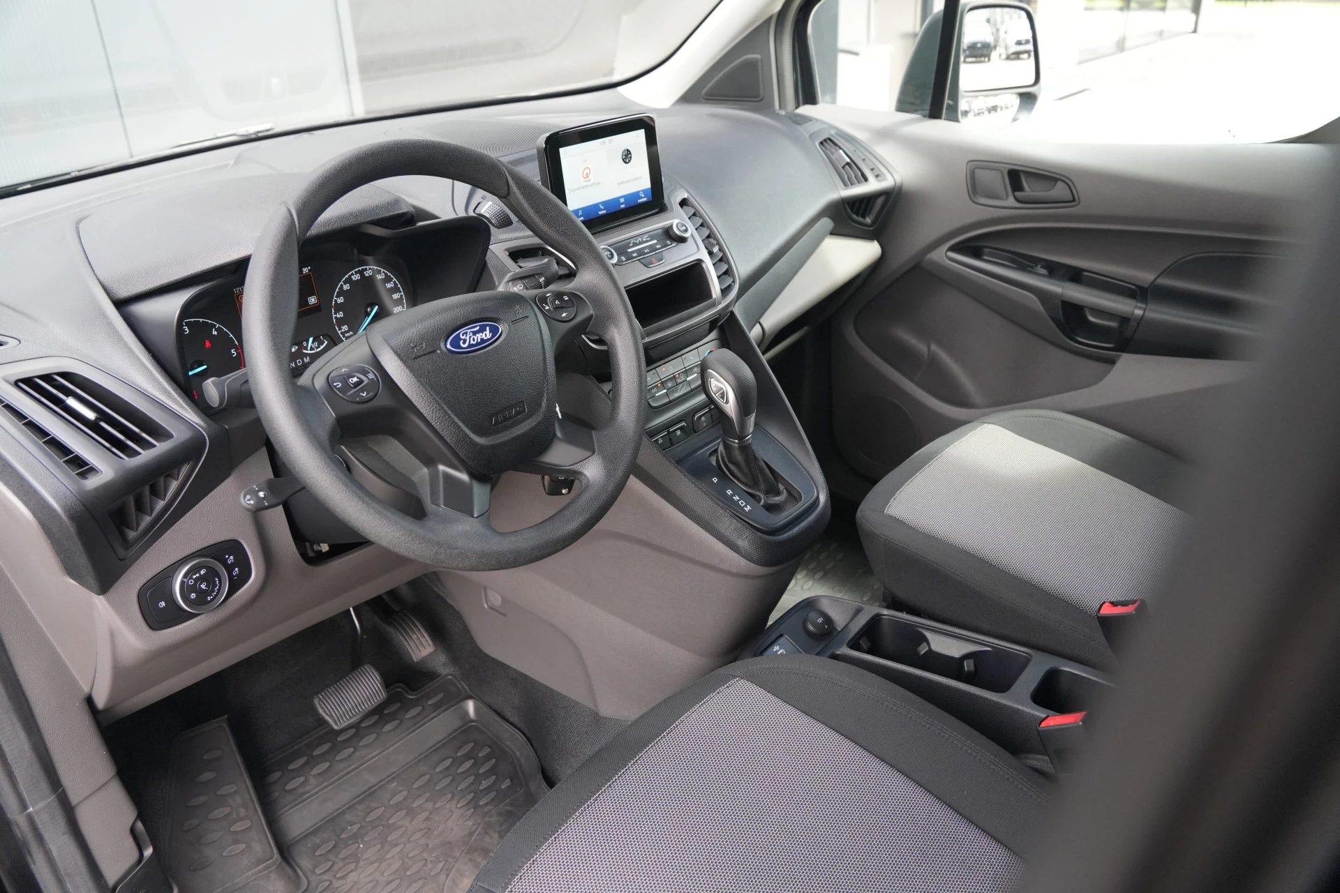 Ford Transit Connect 2023 - 1.5 EcoBlue L2 Trend 100pk - 2x Schuif - Automaat - Cruise - PDC - Camera - Carplay - Rijklaar obrázek 9