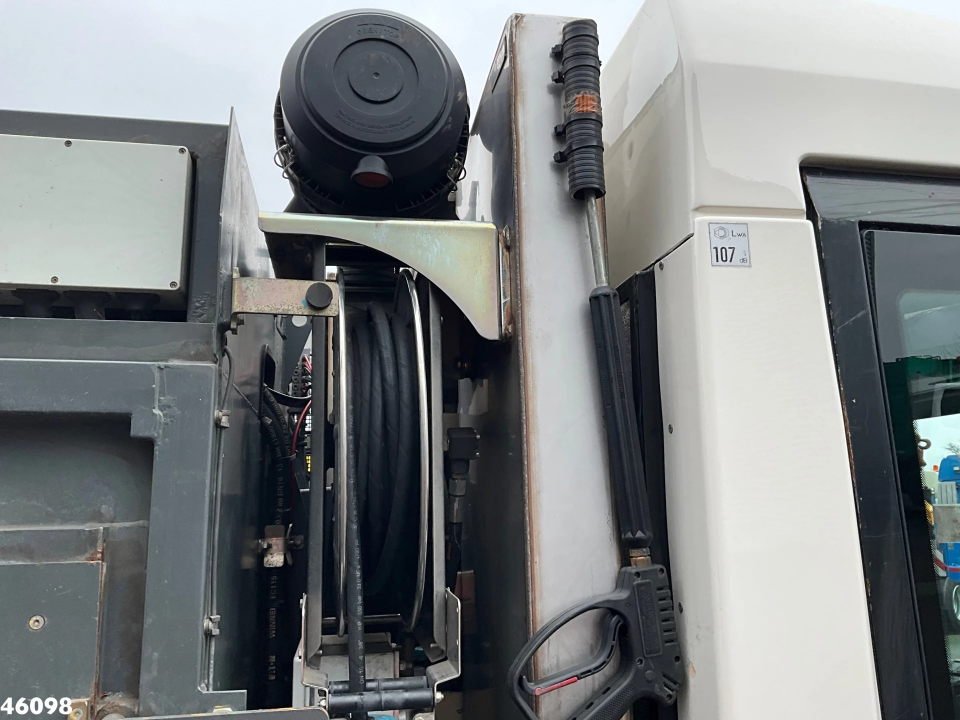 Ravo 540 CD Euro 6 with 3-rd brush 2018 image 9