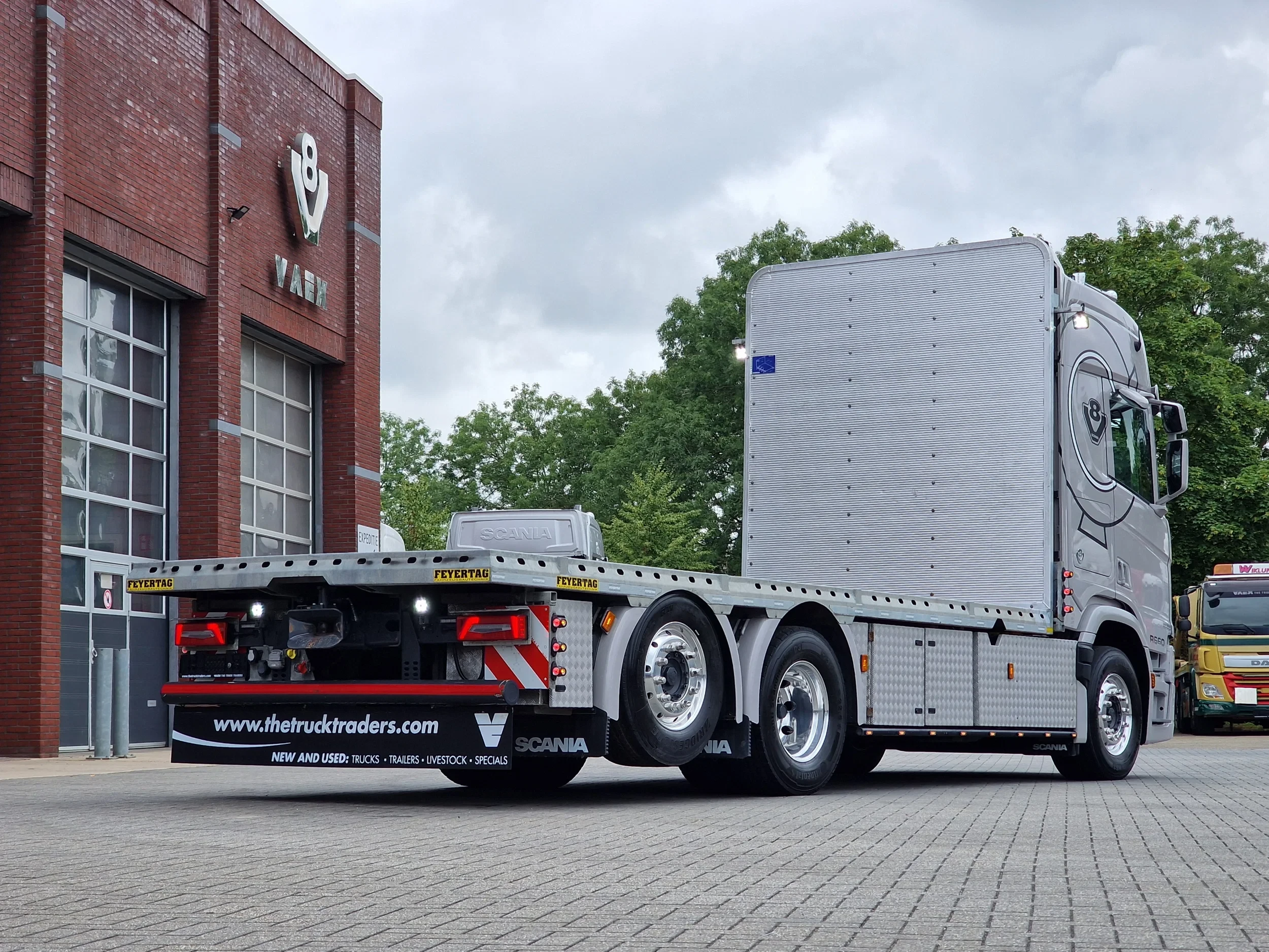 Scania R 2024 - R660 V8 NGS retarder - full air - WB435 - alcoa - steering axle afbeelding 4