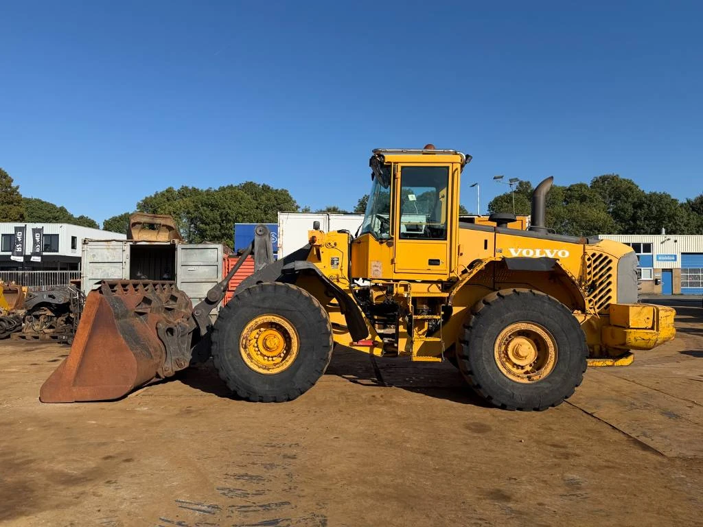 Volvo 2002 - L 120 E afbeelding 1