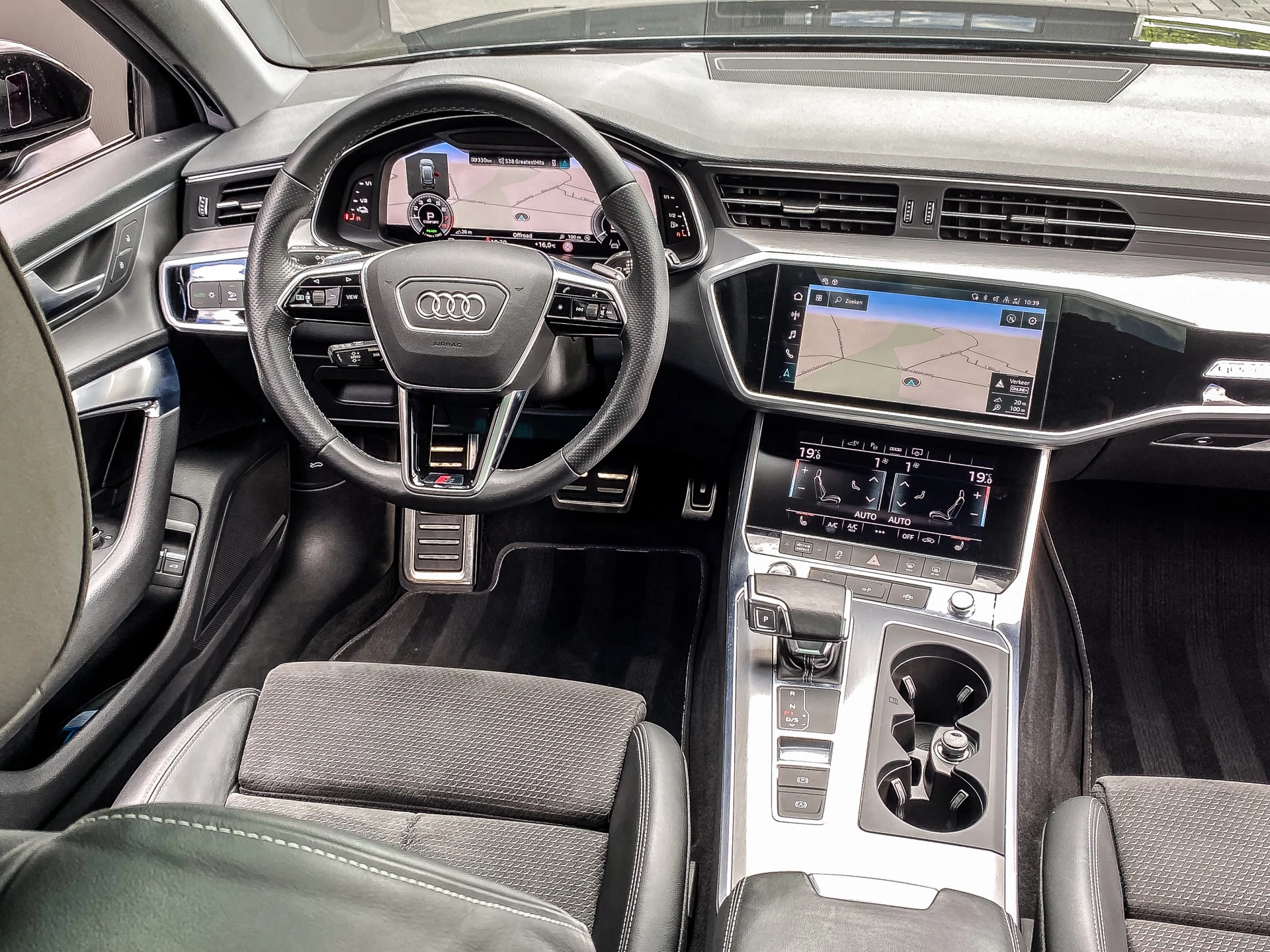 Audi A6 2021 - Avant 55 TFSIe 367PK Quattro Pro Line S Competition obrázek 8