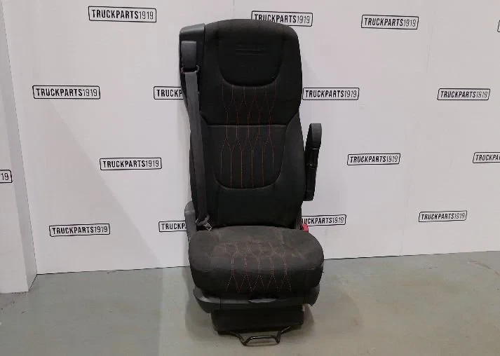 DAF - Body & Chassis Parts Bijrijdersstoel DAF afbeelding 1