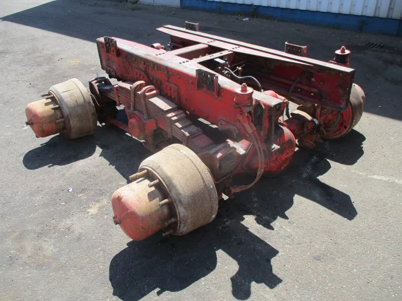 Iveco - 6x4 Back Axle / Double Pont , 2 pieces in stock Bild 16