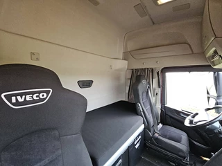 Iveco N/A 2020 - S-WAY AS440S48 image 15