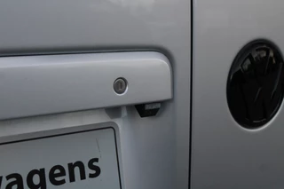 Volkswagen Transporter 2021 - 2.0 TDI L2H1 28 Bulli 150pk - 20 Inch - Camera - Trekhaak - Leder - ACC - LED - Rijklaar immagine 15