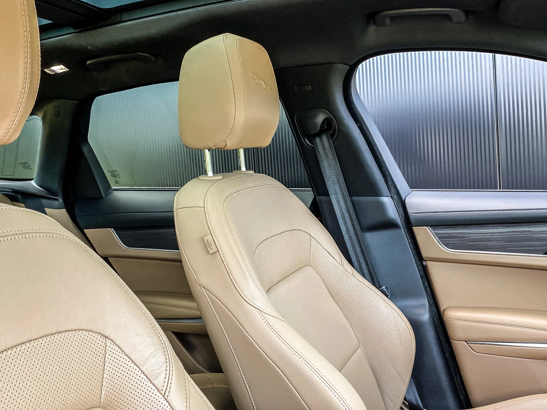 Jaguar F-PACE 2022 - 2.0 P400e S 400PK PHEV afbeelding 78