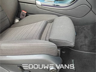 Mercedes-Benz GLC 2021 - 300e 4Matic Airco Ambiente Night Pakket Trekhaak obrazek 30