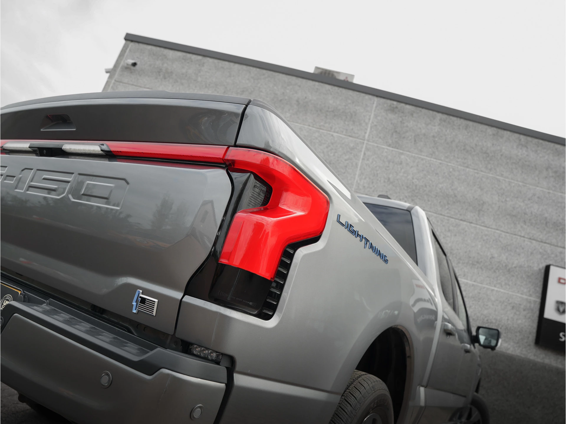Ford F-150 2023 - Lightning Lariat Standard Range Bild 22