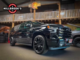 Chevrolet Silverado 2024 - High Country 6.2 V8 420 PK obrazek 7