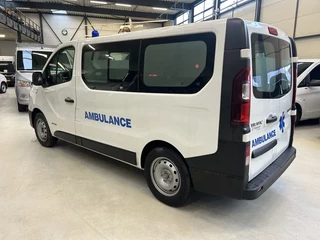 Renault Trafic - 1.6DCI L1H1 Ambulance UNUSED NIEUW Airco Cruisecontrol 3X Op Voorraad nieuw en on gebruikt bild 8