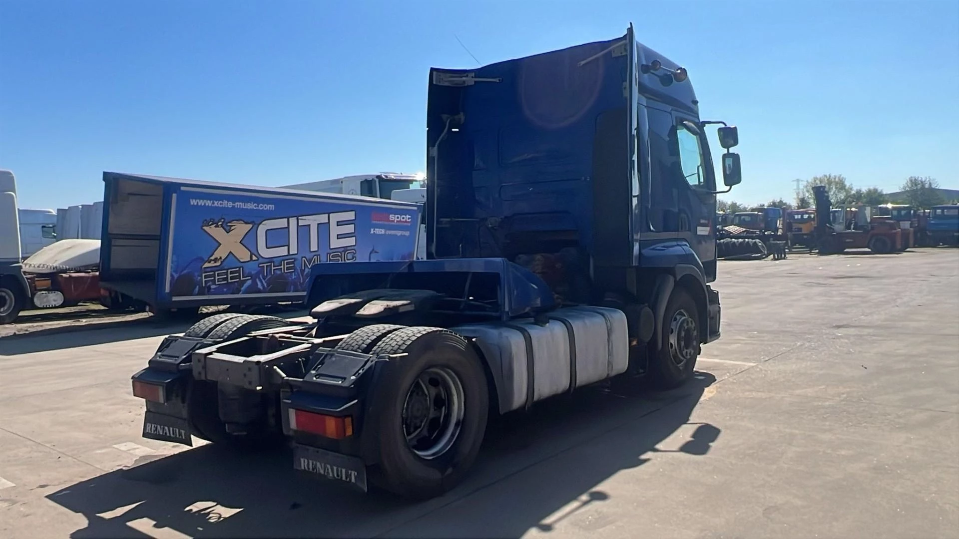 Renault Premium 420 2003 imagem 6
