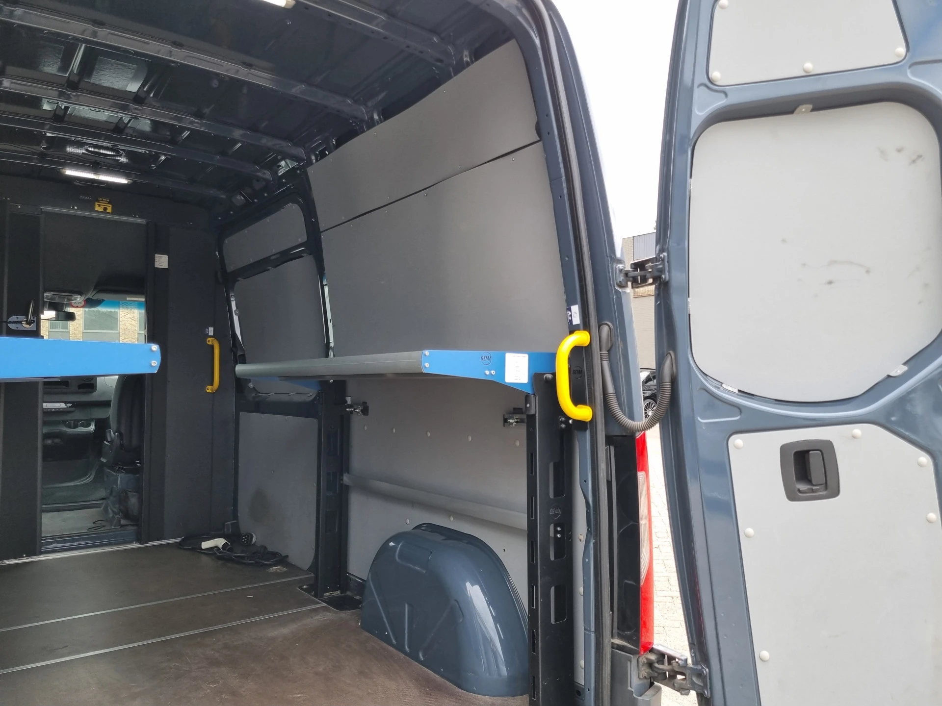 Mercedes-Benz eSprinter 2021 - l2h2 100% electric , SNELLADEN e sprinter afbeelding 9