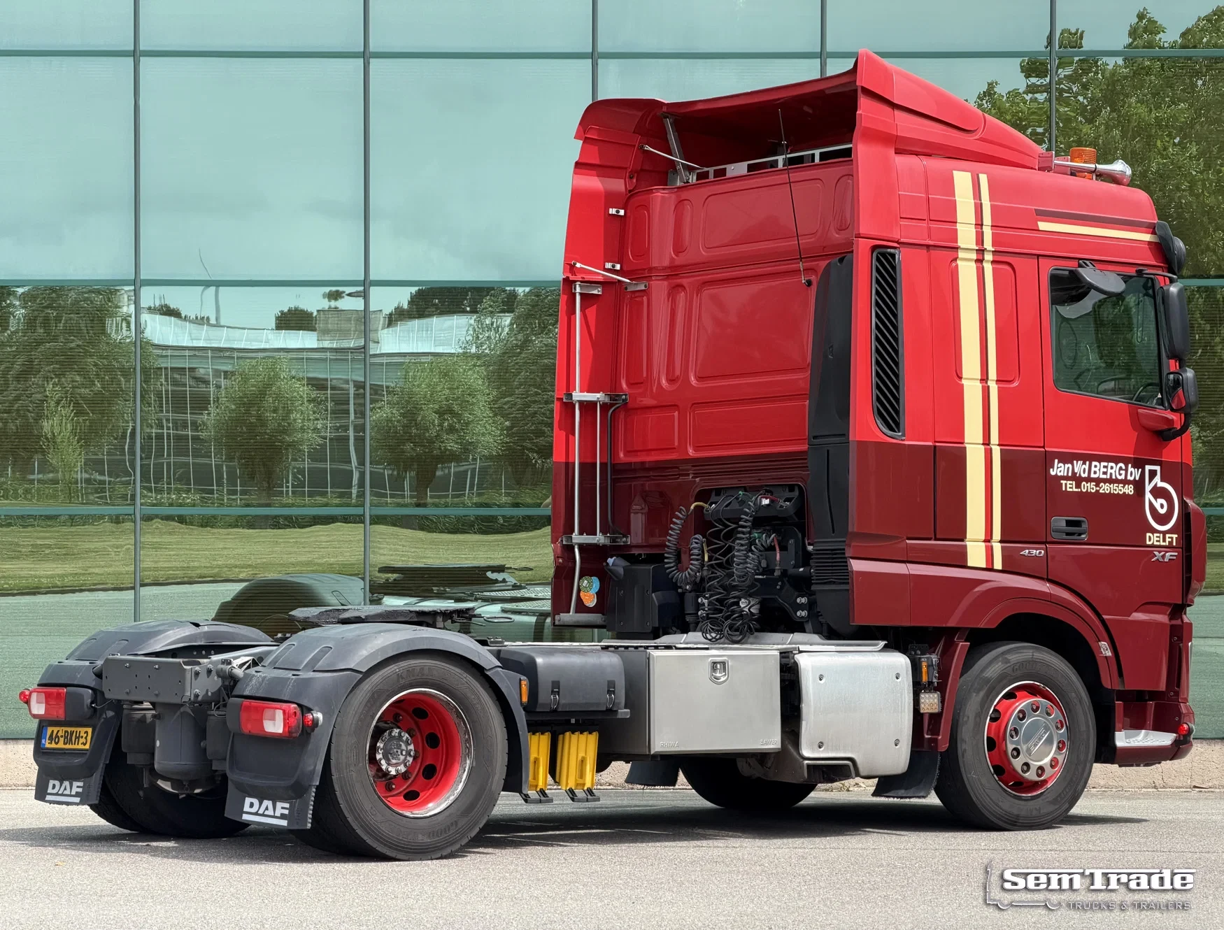 DAF XF 430 2018 - FT MX13 SPACE CAB PARK AIRCO 881.000 KM SMART TACHO 2 TOP CONDITION HOLLAND-TRUCK afbeelding 3