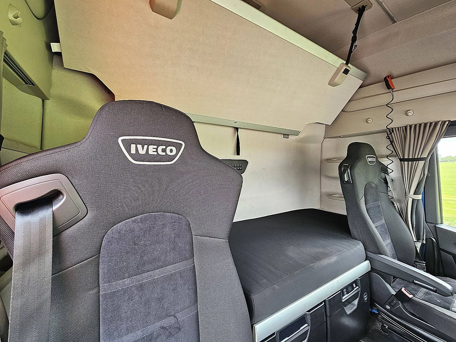 Iveco 2021 - S-WAY AS260S48 immagine 14