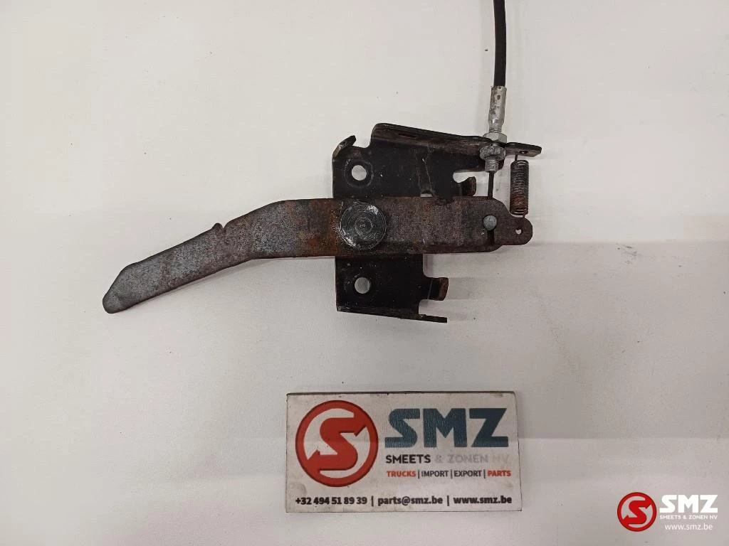 Caterpillar 2022 - Cabin door lever + cable Caterpillar immagine 2