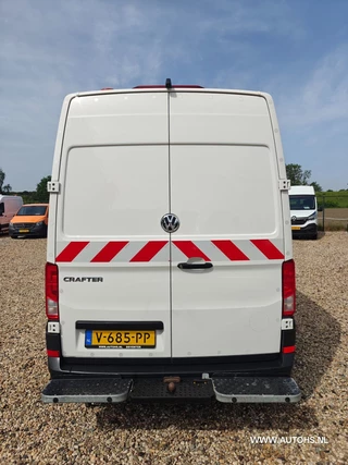 Volkswagen Crafter 2018 - 35 2.0 TDI L3H3 EL Highline ,Euro 6 , 1e Eig. 3000 KG trekkracht , Lage km , cruise , camera. bild 4