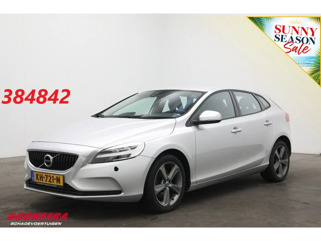 Volvo V40 2016 - 2.0 T3 Momentum Navi Cruise SHZ PDC LMV image 1
