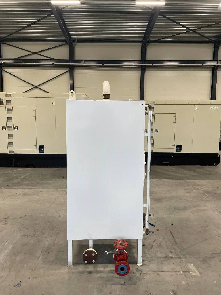 2016 - Used Tank 1.000 Liter - DPX-12652 obrázek 1