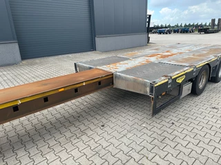 Broshuis N/A 2019 - 3ABSD Lowloader 3-axle / GVW: 59.000kg / Neck: 23.000kg / hydraulic steering + ramps + loading table / 4.60m extendable / winch / liftaxle obrazek 52