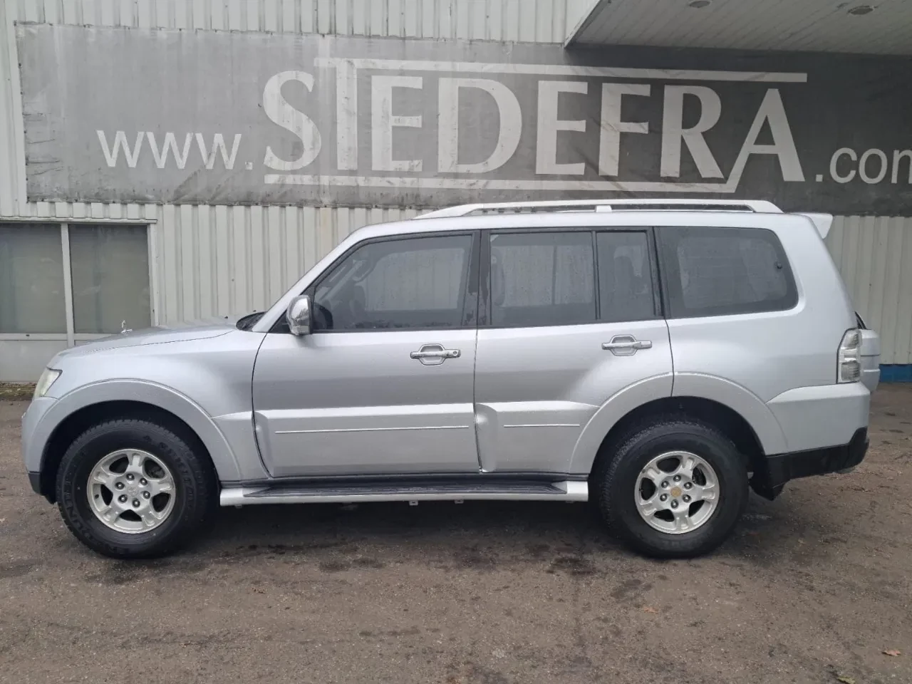 Mitsubishi Pajero 2008 - GLS 3.5 - V6 , 4x4 , 7 Pers., Full Option obrázek 2