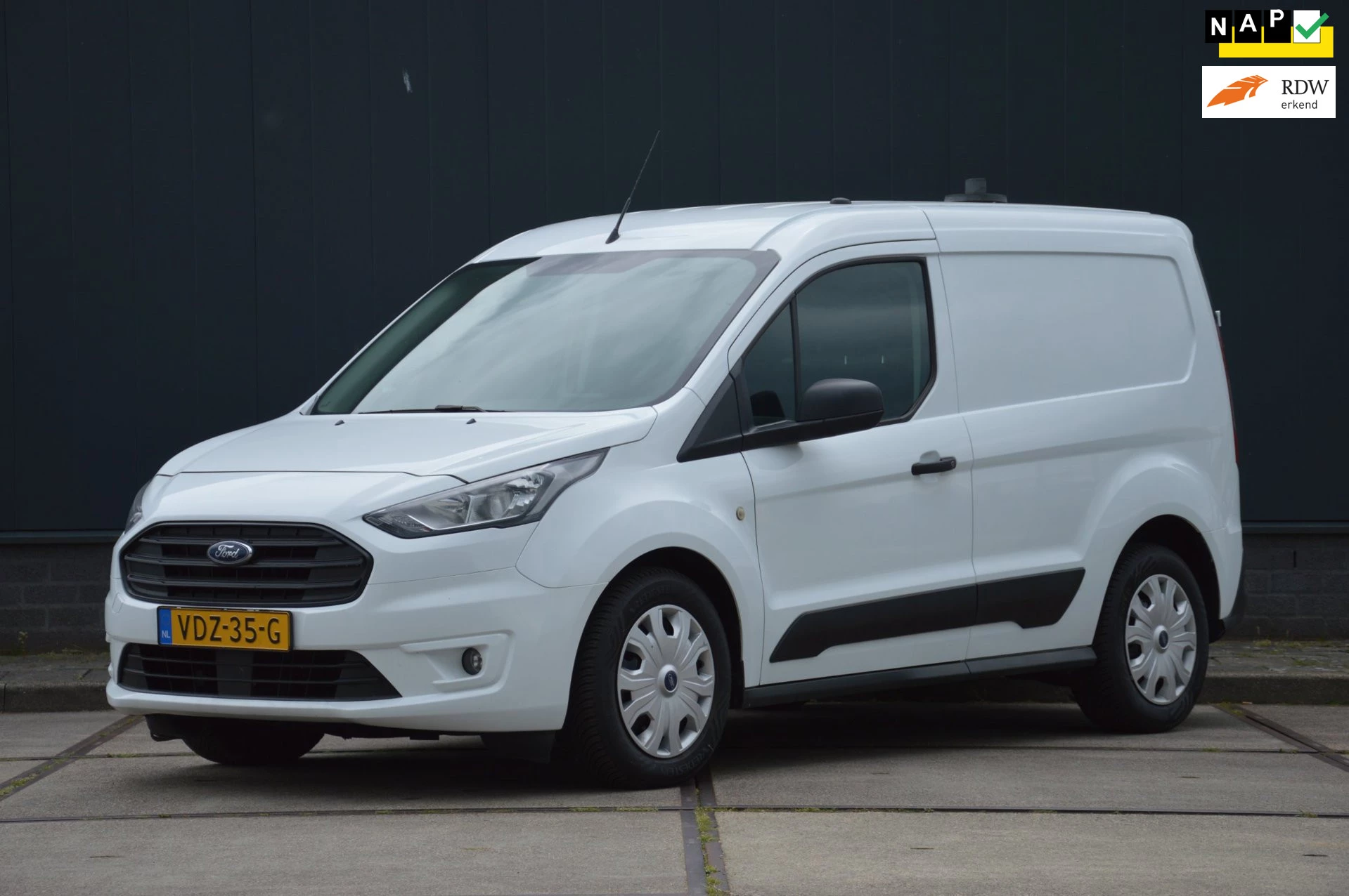 Ford Transit Connect 2020 - 1.5 EcoBlue L1 Trend Euro 6 Airco Camera Schuifdeur image 1