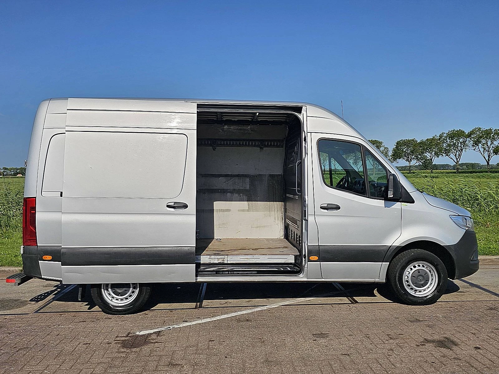 Mercedes-Benz Sprinter 2021 - 317 Bild 15