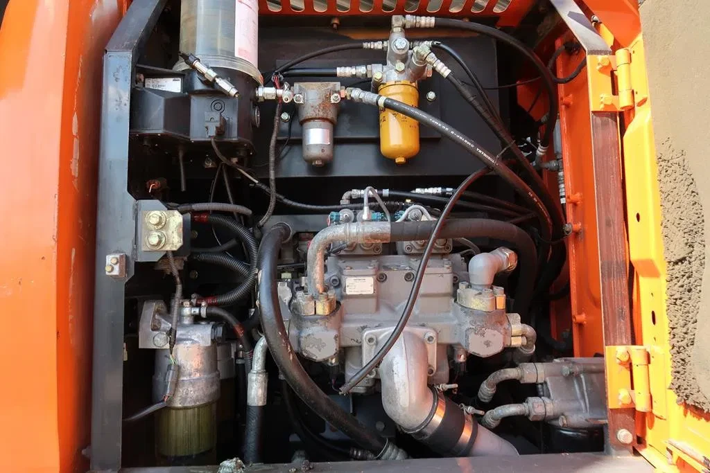 Hitachi 2009 - ZX140 W-3 afbeelding 9