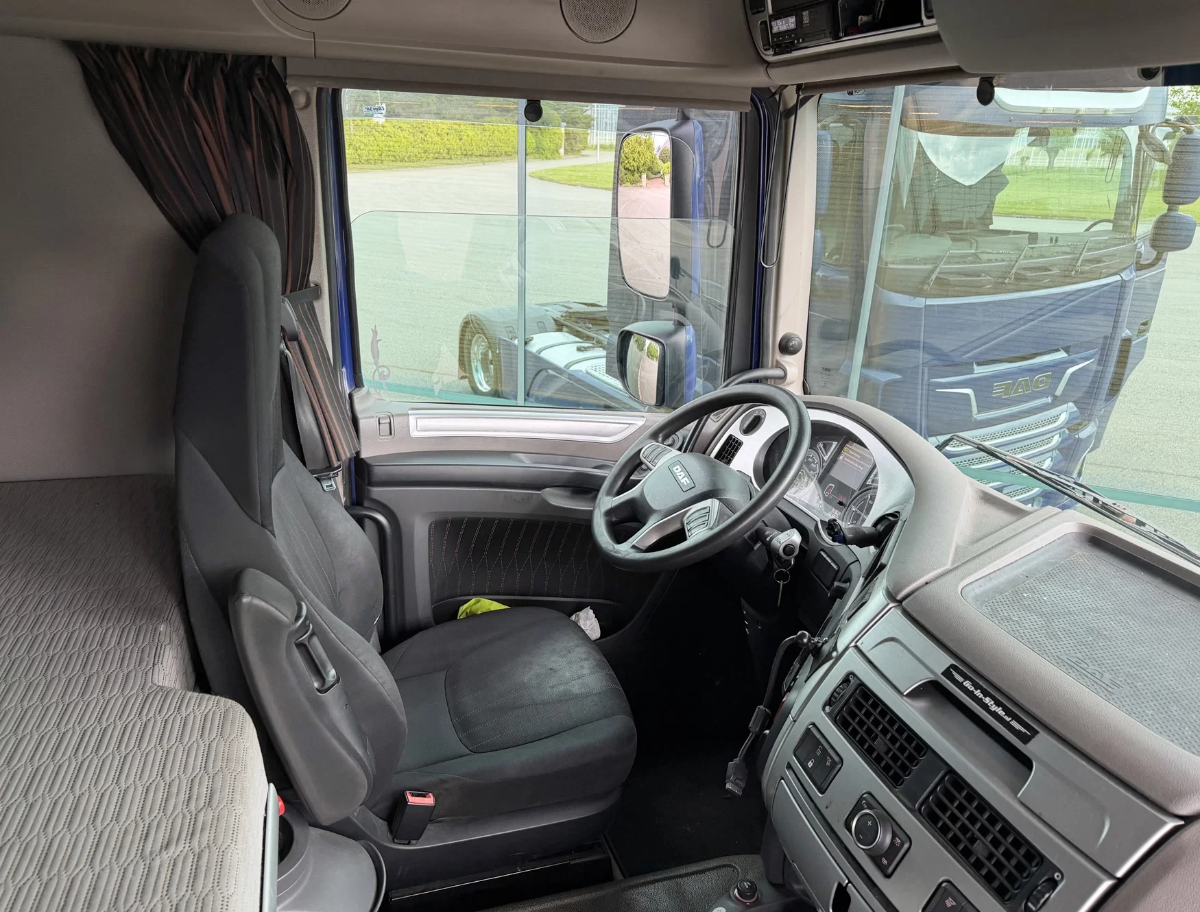 DAF XF480 2018 - FT SSC 2X TANKS NEW SMART TACHO 2 ONLY 562.000 KM NL-TRUCK 2 PIECES AVAILABLE image 12