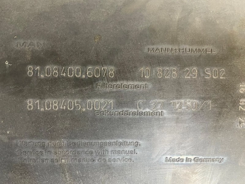 MAN - 81.08400-6078 LUCHTFILTERHUIS D20/D26 afbeelding 2