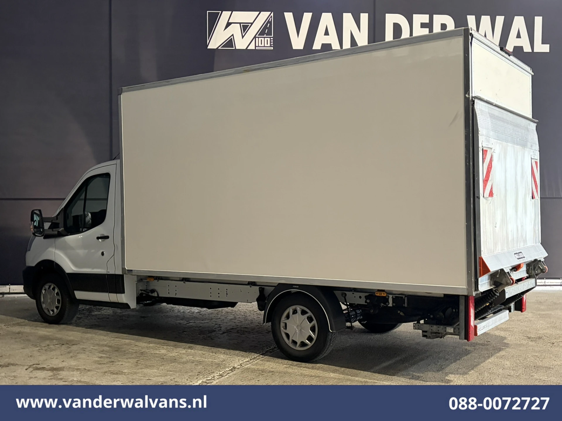 Ford Transit 2022 - 2.0 TDCI 130pk Bakwagen Laadklep Euro6 Airco | 1040kg laadvermogen | Cruisecontrol | Verwarmde Voorruit obrázek 9