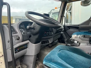 DAF LF 180 2002 - FA45.180 LF image 3