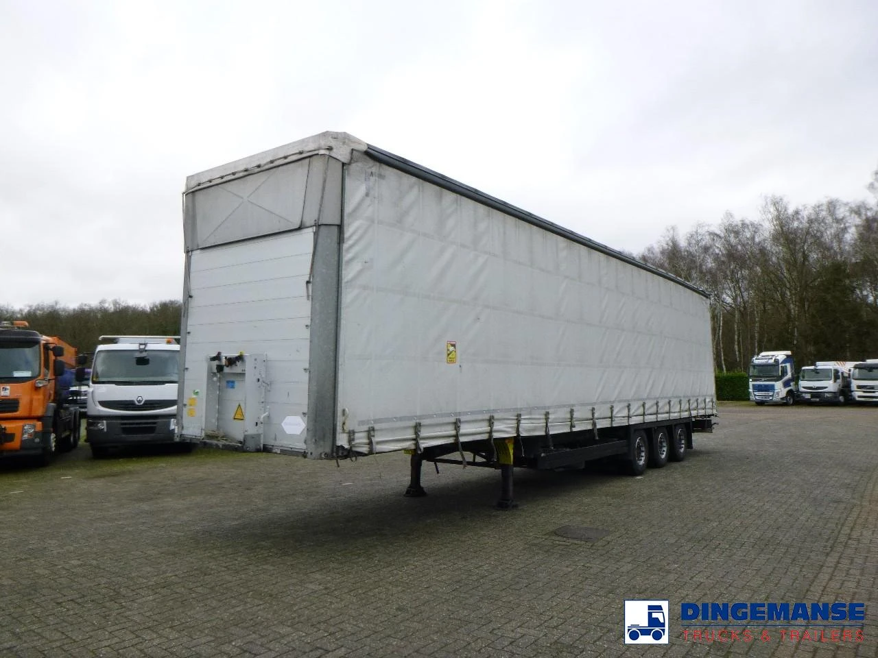 Schmitz Cargobull Curtain side Mega trailer SCB S3T // 101 m3 2017 obrázek 1