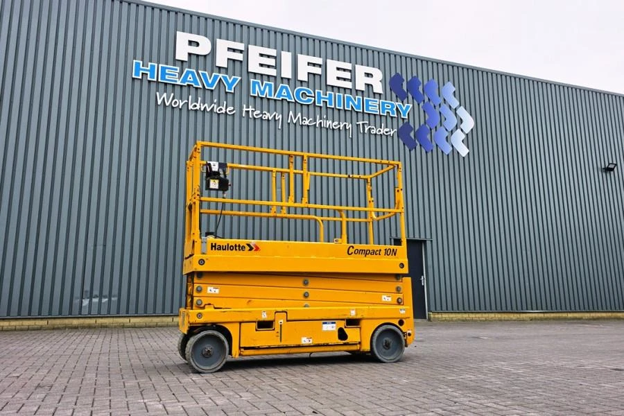 Haulotte 2016 - Compact 10N Electric, 10m Working Height, 230kg Ca zdjęcie 1