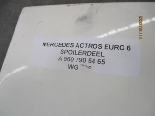 Mercedes-Benz - A 960 790 54 65 SPOILER DEEL BENZ MP 4 EURO 6 obrázek 3 náhled