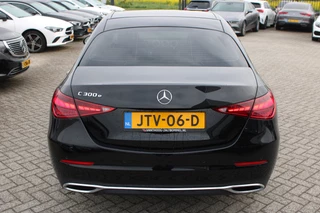 Mercedes-Benz C-Class 2022 - 300e AUT9 Business Line Limited DISTRONIC CARPLAY SFEER CAMERA obrazek 10