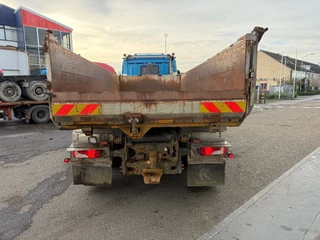 Scania R 2010 - R560 V8 8X4 - EURO 5 - MANUAL GEAR obrazek 7