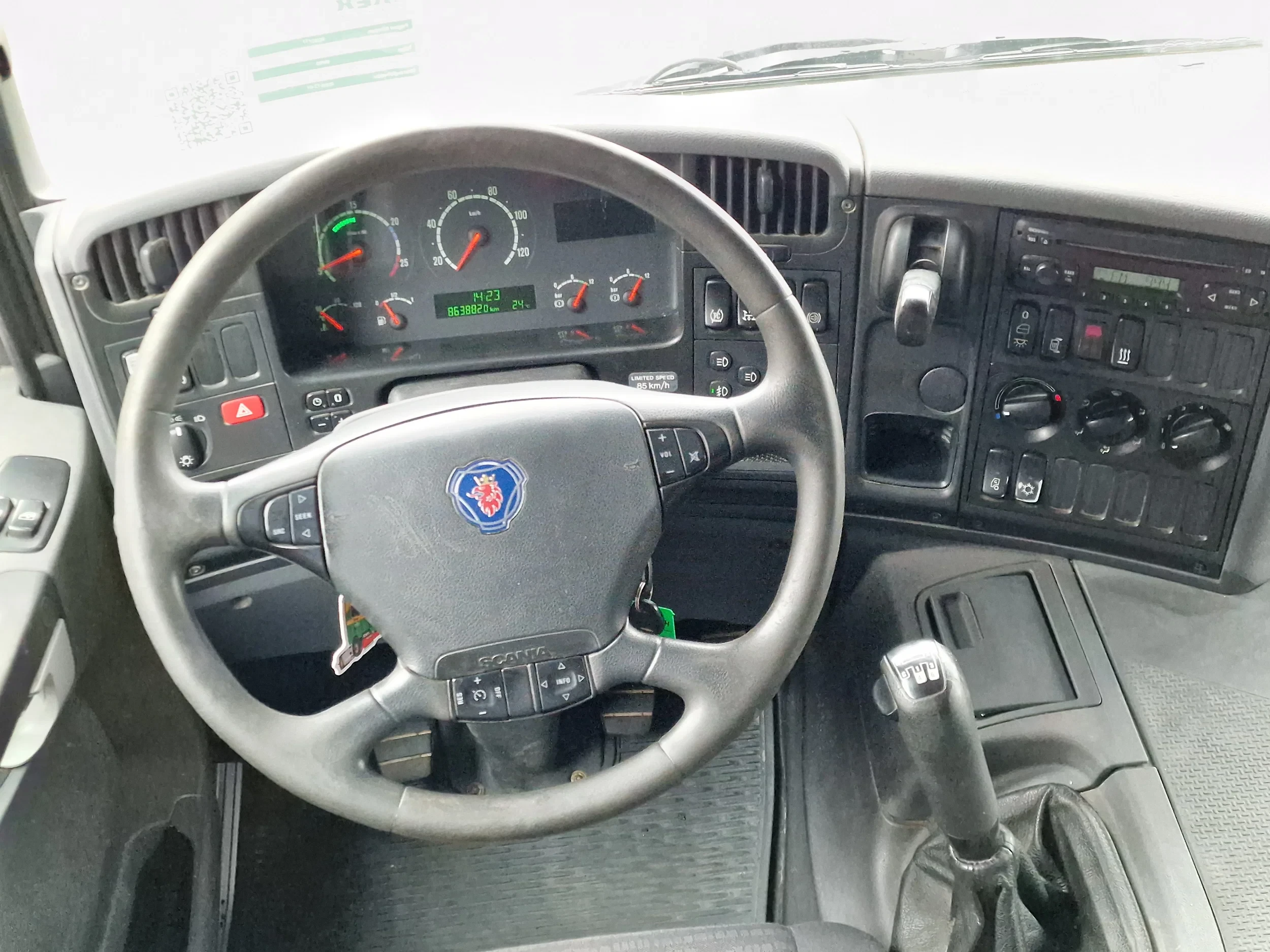 Scania P 2005 - P410 EURO3 - steal / air - manual gearbox - hydraulic afbeelding 10