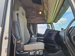 Iveco Stralis 2018 - AS440S40 image 7