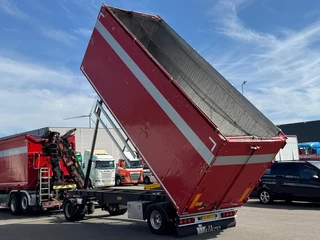 Berdex AV1010 2009 - 45m3 Kipper Schamel Aanhangwagen afbeelding 2