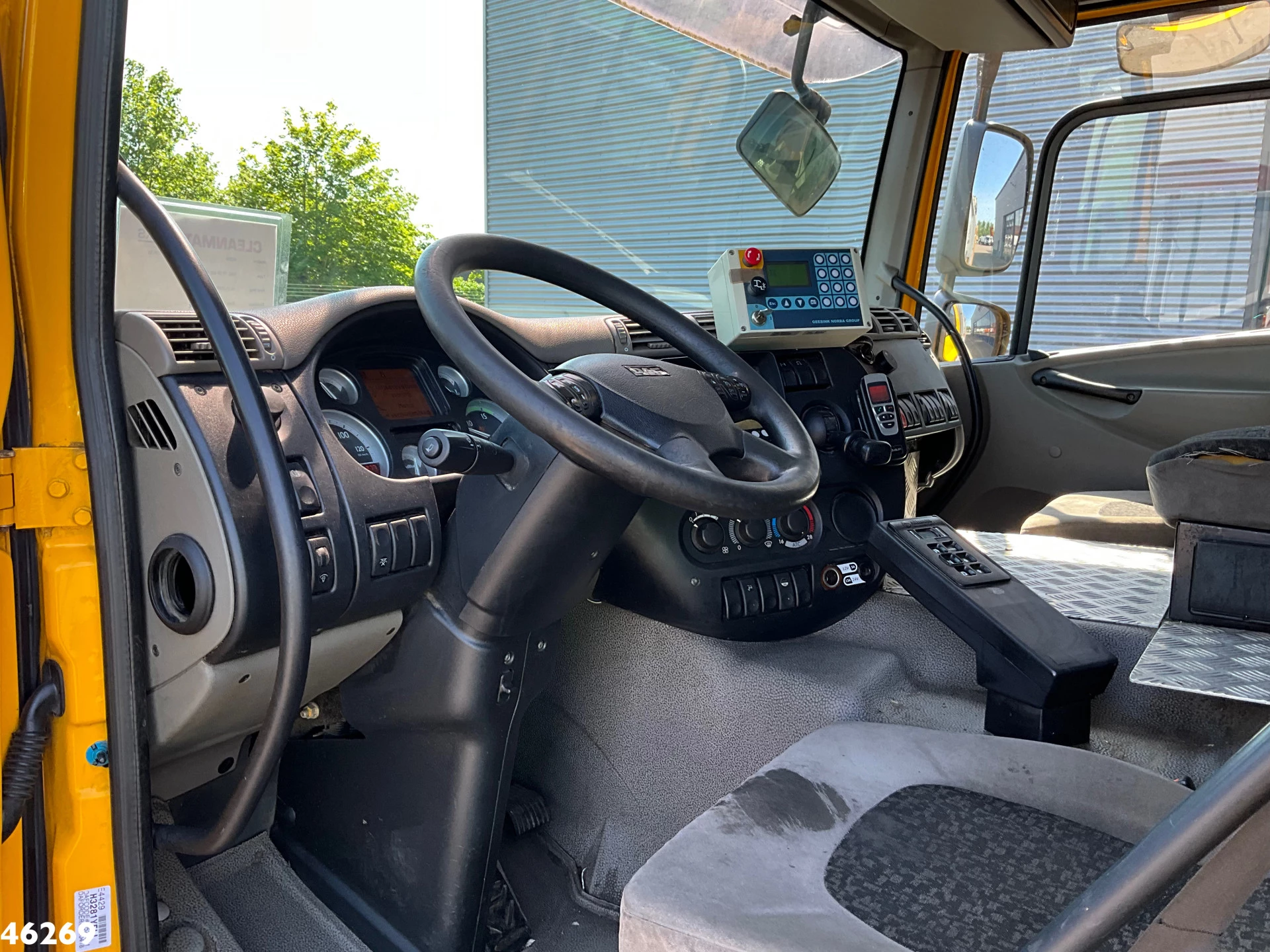 DAF FAG 75 CF 310 Euro 5 Geesink 17m³ 2008 изображение 15