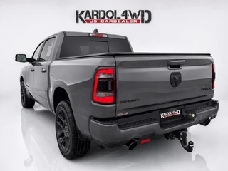 Dodge Ram 1500 2024 - 5.7 V8 4x4 Crew Cab Sport BPM VRIJ! | Luchtvering | LPG | Elec.treeplanken | zdjecie 3
