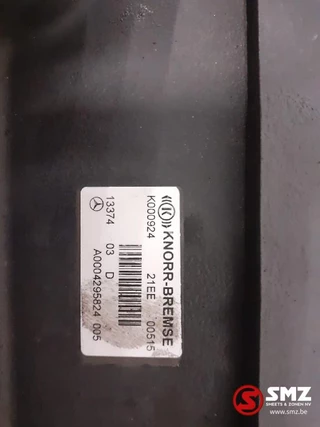 Mercedes-Benz N/A 2013 - Occ EBS achterasmodulator Mercedes afbeelding 6