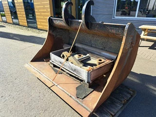 Pladdet N/A 2013 - Bucket SG840NX2100, Quickcoupler SMP100 obrazek 3