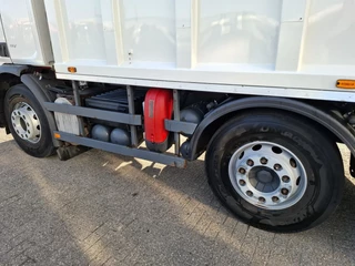 Volvo FE 260 2011 - / NL GARBAGE TRUCK / TUV:26-09-2026 / LENKACHSE / ONLY:361848 KM / AIRCO / 3SEATS / AUTOMATIC / EURO-5 / 2011 obrazek 15