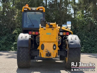 JCB 541-70 Agri - SRS | Hydraulic Quick Hitch | LED | Stage IV | 4,1 2018 - N/A obrazek 4